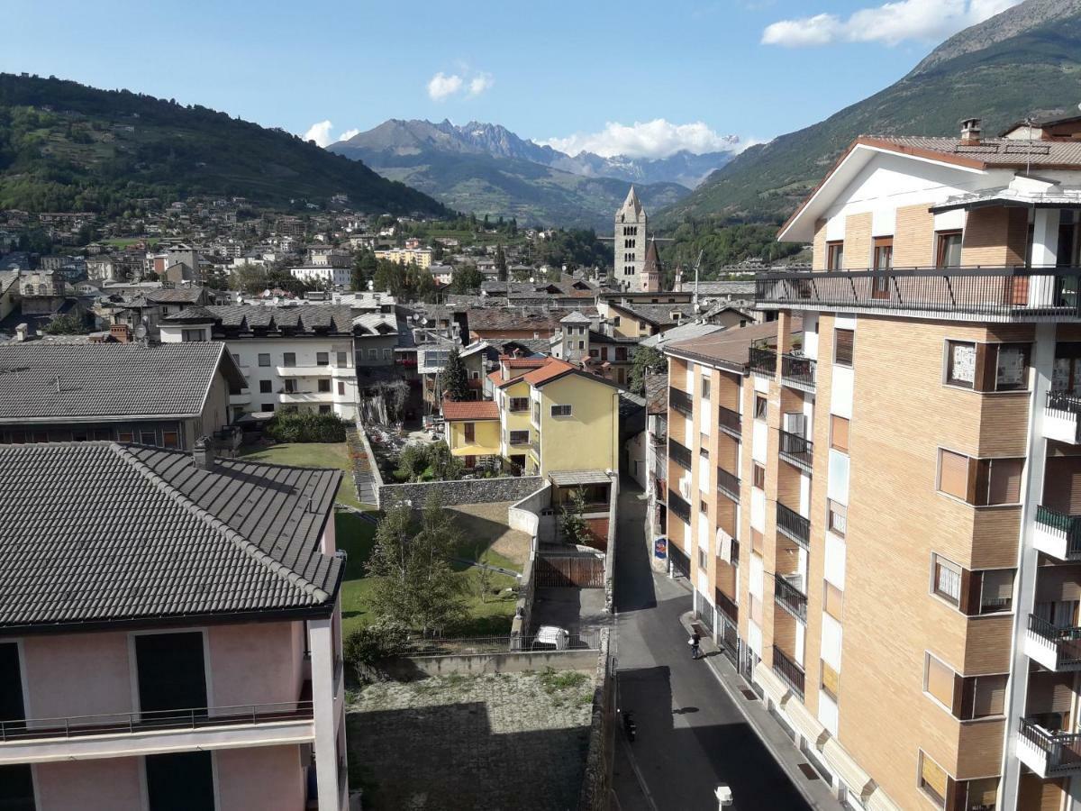 Appartamento Elisa - Cir 0226 Aosta Dış mekan fotoğraf